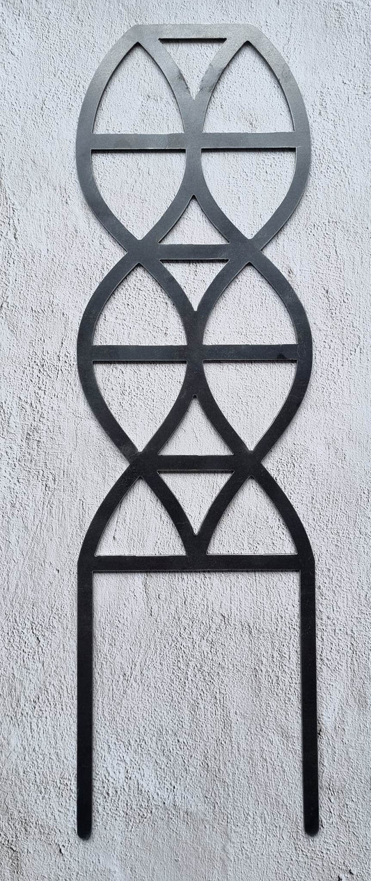 Curvy Plant Trellis